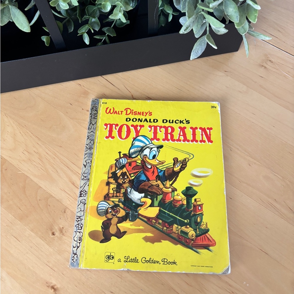 *Vintage* DISNEY Little Golden Book ‘Donald Duck’s Toy Train’ Hardcover book